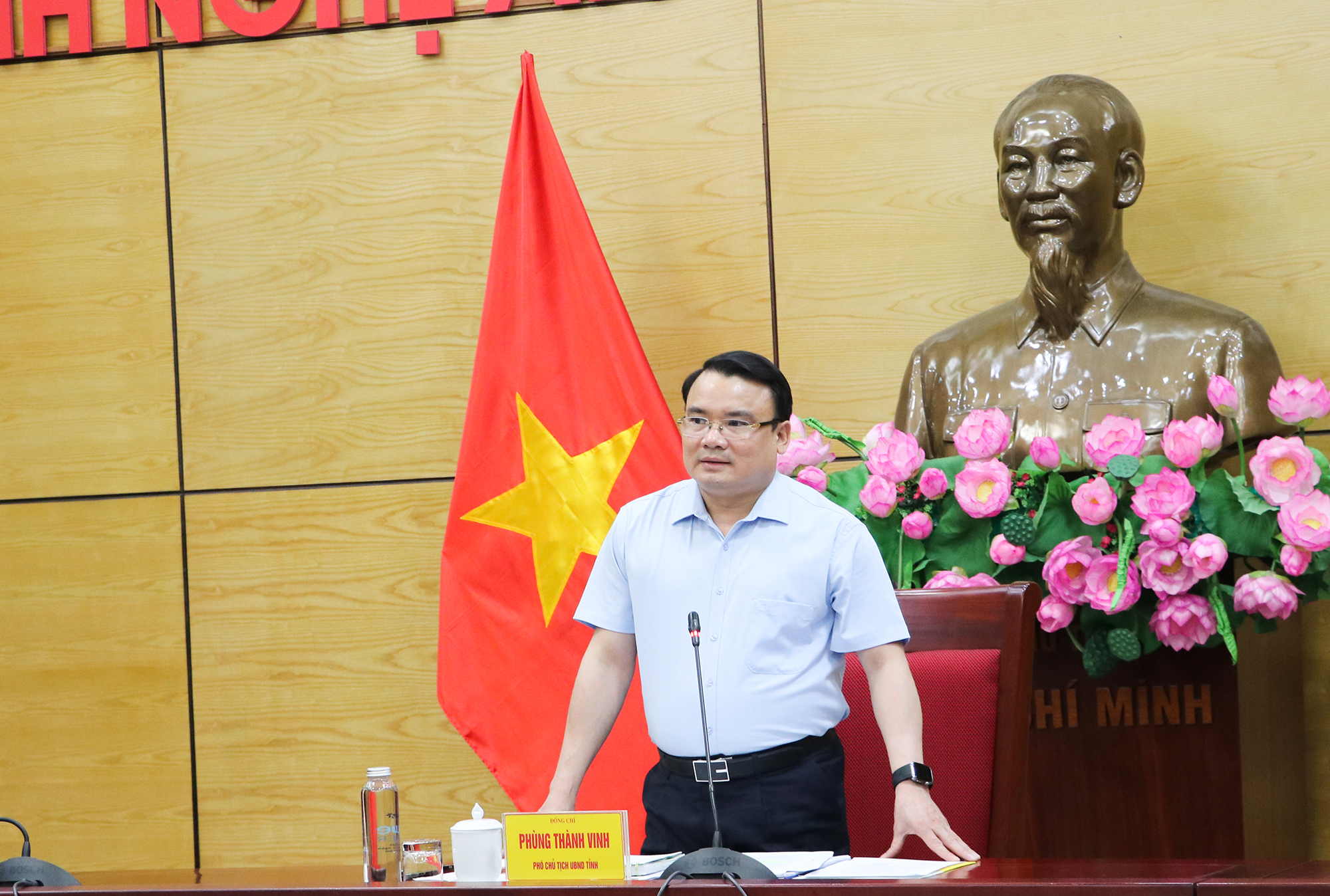 Anh-tin-bai
